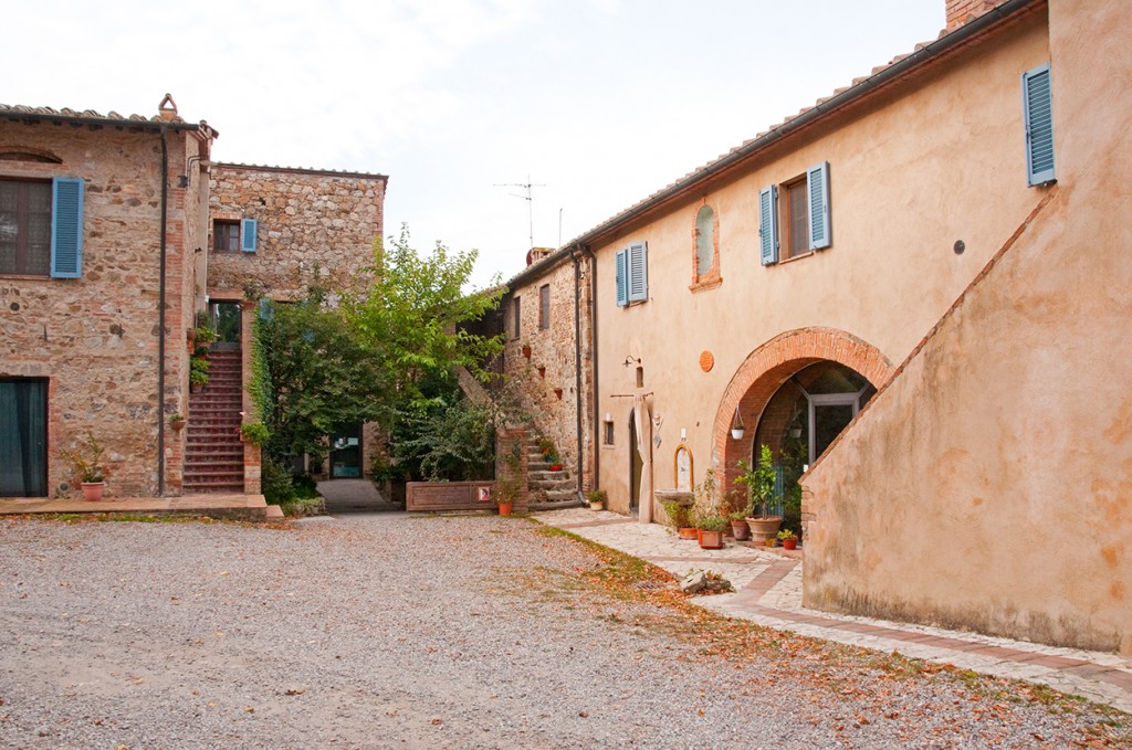 2 of the buildings of Antico Borgo di Tignano