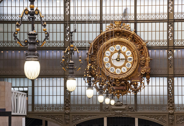 Clock at Musée d'Orsay