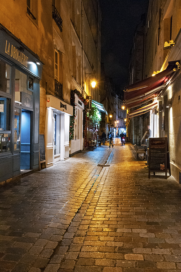 The Best Things To Do in Le Marais Paris • Wander Your Way