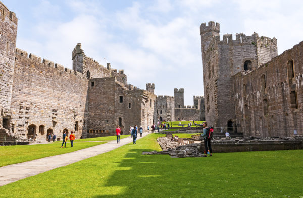 Caernarfon Wales: 6 Reasons to Visit this Fascinating Town • Wander ...