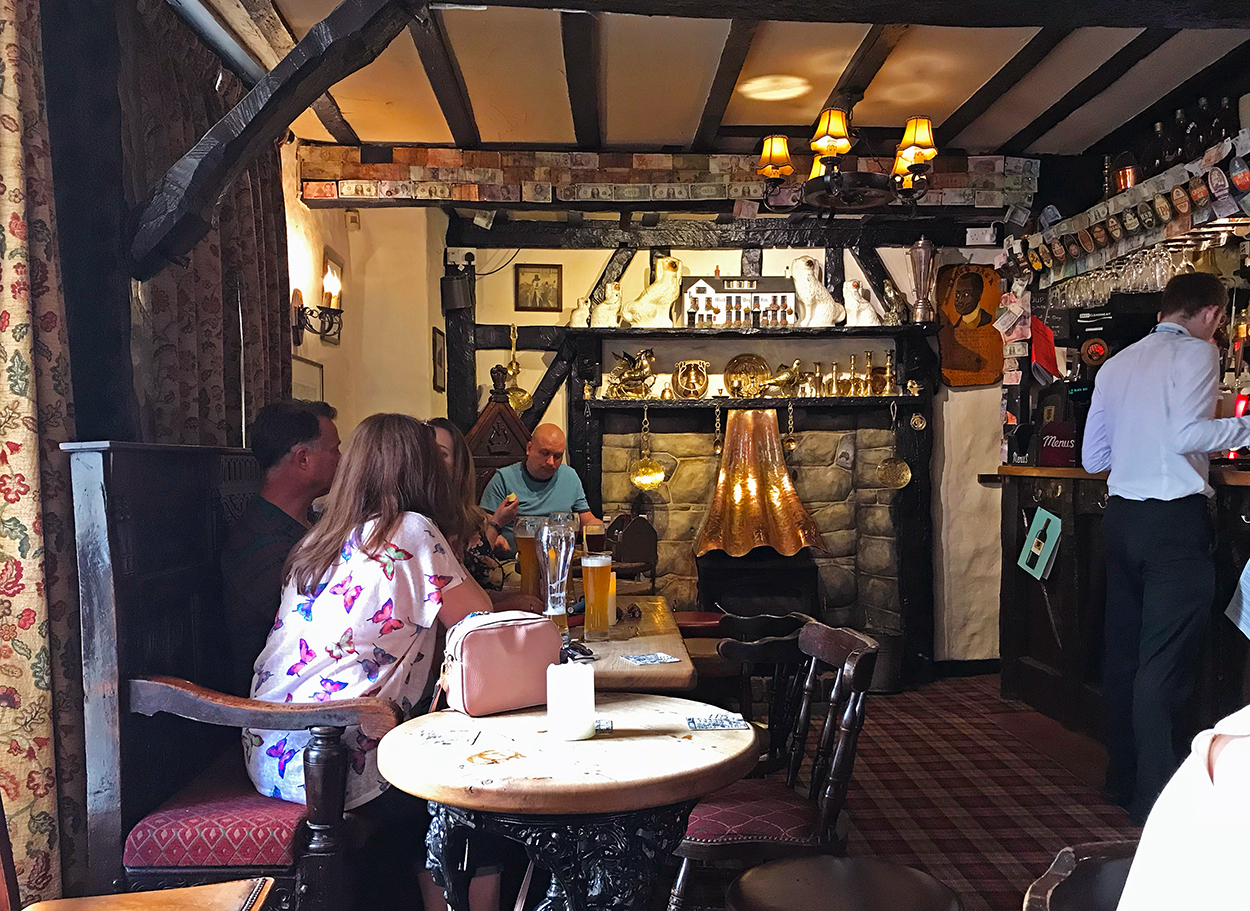 Black Boy Inn Wales • Wander Your Way