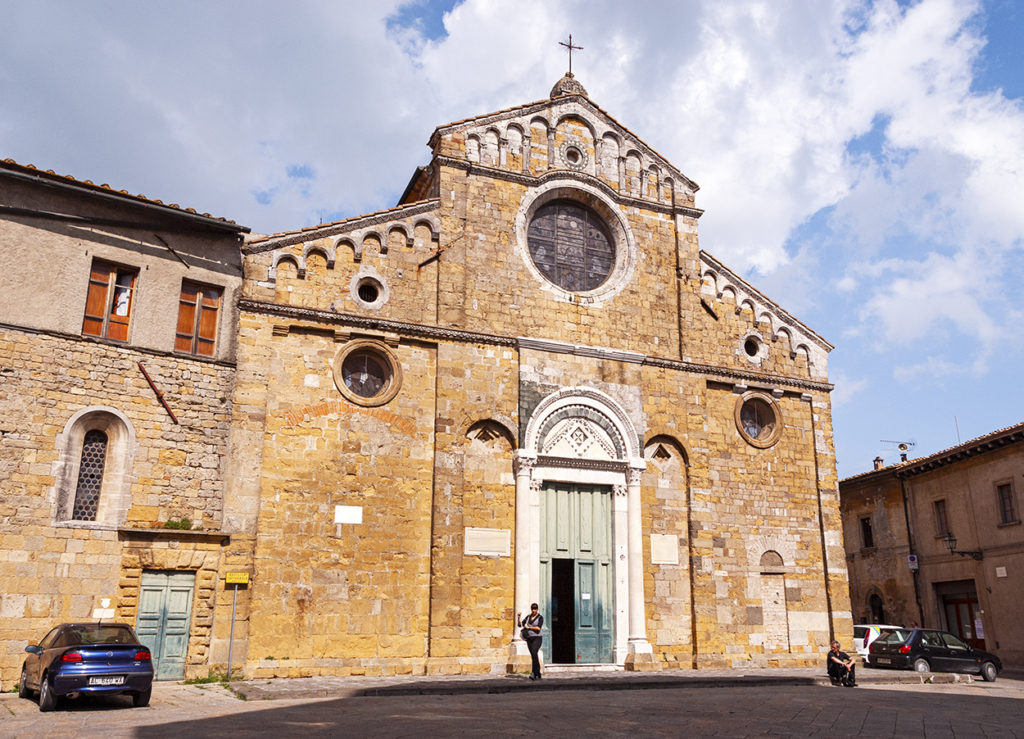 7 Amazing Things To Do in the Tuscan Hill Town of Volterra Italy ...