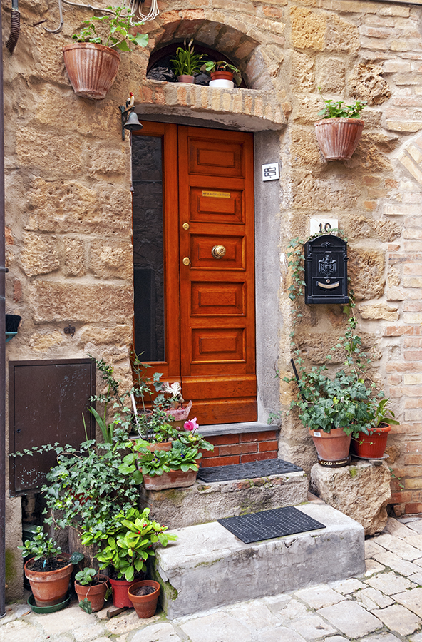 Door in Volterra • Wander Your Way