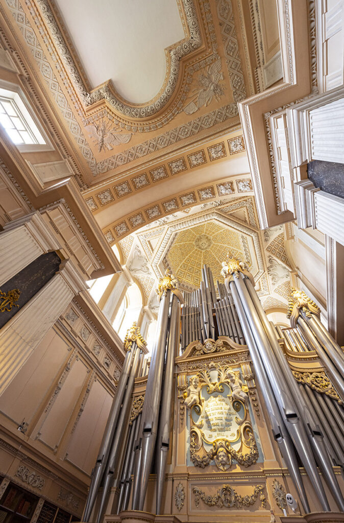 Blenheim Palace organ