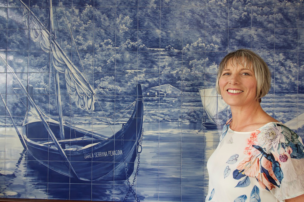 Julie and boat azulejo, Penacova Fascinating Portugal with Julie Fox