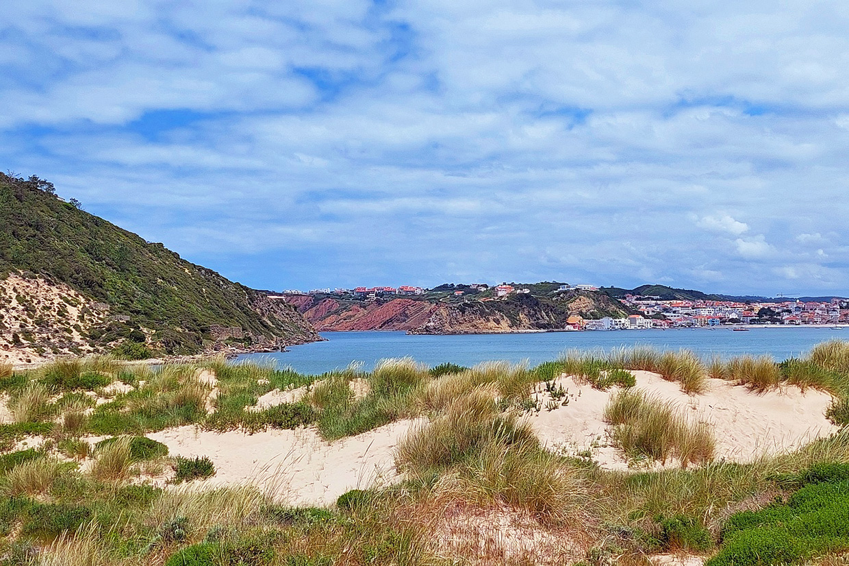 São Martinho do Porto from the dunes fascinating Portugal