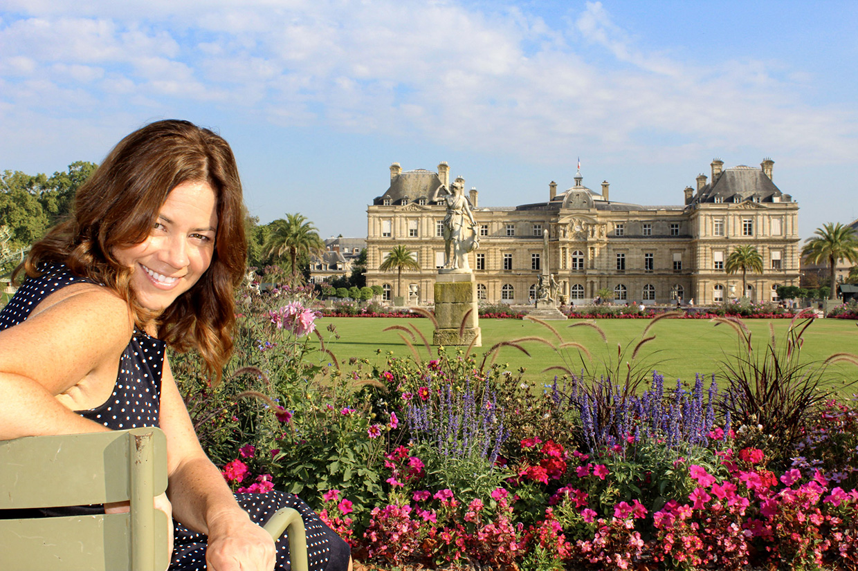 Renee Hannes_paris Renee Hannes in Paris France