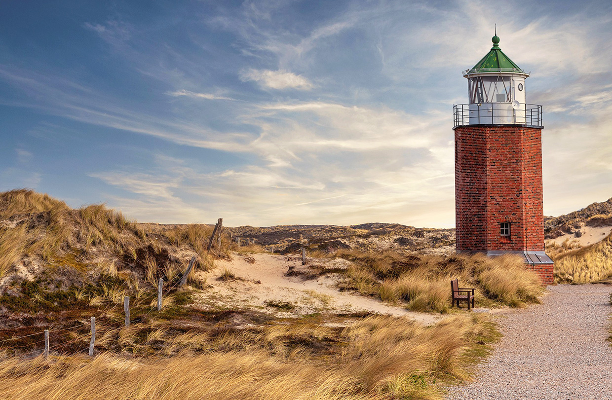 lacherlott-lighthouse-6207038_1920 copy Lighthouse on Sylt, Germany