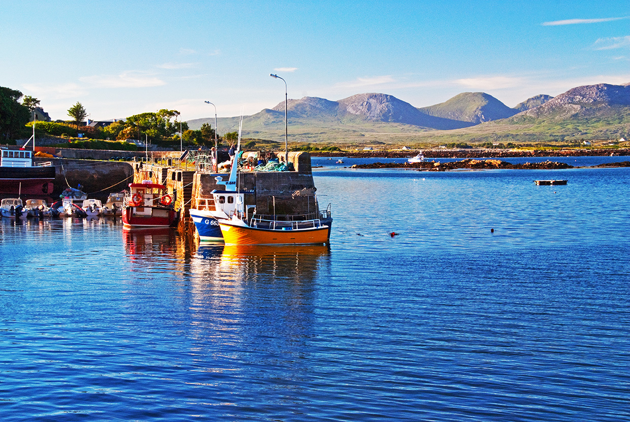Roundstone, Connemara, Ireland Roundstone, Connemara, Ireland